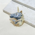 Broche licorne artistique avec texture marbrée et strass colorés sur une base dorée - Style Licorne Émail Strass / Gris
