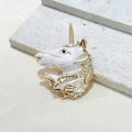 Broche licorne vintage avec émail blanc et strass étincelants sur base dorée - Style Licorne Émail Strass / Blanc