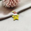 Colgante estrella de Navidad en esmalte amarillo con gorro rojo para creación de bisutería - Estrella