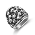 Anillo ancho gótico de acero inoxidable para hombre con relieves de calaveras plata retro - Calavera Múltiple Plateada (CY617 Plata)