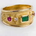 Vintage 18k gold plated wide band ring with emerald cut green gem and colorful zircon - Size 6 / Gold