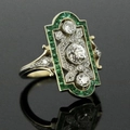 Art Deco emerald and round diamond engagement ring in gold with vintage geometric detailing - US 6 / Gold