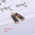 Makroansicht schwarzer Emaille-Hosenanhänger mit rotem Herz, 15,8x13mm Schmuckzubehör - Schwarze Herz Hose (14)