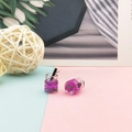 Miniatur-Saftflaschen-Anhänger in Lila mit Erdbeeren für DIY-Ohrringe und Schmuck - Trauben
