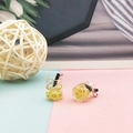 Miniatur-Anhänger aus Harz mit gelber Kiwi-Frucht für DIY-Ohrringe und Schmuckherstellung - Kiwi-Stil (Gummi)