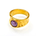 Vintage gold stainless steel ring with hammered texture and purple cabochon stone - Gold Purple