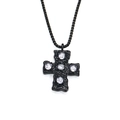 Détail du pendentif croix noire à texture martelée serti de 5 zircons sur une chaîne - Pendentif Strass Blanc Seul (Sans Chaîne) / Noir