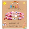 Détail de deux bracelets en perles Heishi colorées avec breloques cœur soleil lune sur carte - Sœur Multicolore Cœur