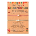 Detailansicht der Stern-Armbänder auf einer Karte zum ersten Kindergartentag - Kindergarten Rosa Und Blau Stil