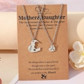 Détail de l'ensemble de colliers mère et fille en acier inoxydable avec pendentif cœur - Cœur Soleil Lune