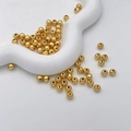 Cuentas espaciadoras redondas doradas mate para joyería en bandeja de cerámica - 2 mm / Juego de 100 piezas / Oro Arena
