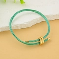 Bracciale intrecciato verde menta minimalista con chiusura a moschettone dorata a H - Verde chiaro