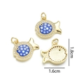 Ciondolo a forma di pesce dorato con inserto in conchiglia e zirconi, 1,8cm x 1,6cm - Ciondoli / Ciondolo Pesce Cicciottello (Blu Reale)