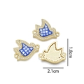 Ciondolo a forma di uccello placcato oro con smalto blu e inserti in madreperla - Connettore a doppio anello / Blu zaffiro