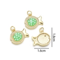 Ciondolo a forma di pesce dorato con intarsio in conchiglia verde e zirconi, 1,8x1,6cm - Ciondoli / Ciondolo Pesce Cicciottello (Verde)