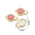 Pendaglio a forma di pesce dorato con smalto rosso, motivo rosa e piccoli cristalli - Connettore Pesce Cicciottello (Rosso)