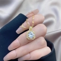 Elegant gold necklace featuring a square halo pendant with a round sparkling zircon stone - Gold Large Static Pendant (Lip Chain)