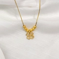 Detail of clover pendant with cat-eye stone, frosted beads and gold box chain necklace - Gold Cat's Eye Clover Style (6 Blessing Beads)