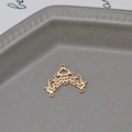 Macro detail of vintage gold filigree flower charm with multiple hanging loops for DIY jewelry - V-Shaped Filigree Fan Style (04#)