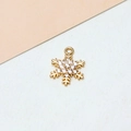 Nahaufnahme von Gold-Schneeflocken-Anhänger mit Zirkonia für DIY-Schmuckherstellung - 10# Diagonal Geteilter Schneeflockenstil