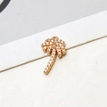 Primer plano de colgante de palmera dorada con circonitas para la creación de joyas - Estilo Cocotero Blanco