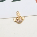 Ciondolo a forma di gufo placcato in oro con zirconi micro-pave e passante a cuore - Gufo Cuore (05#)