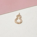 Makroaufnahme eines vergoldeten Flaschenkürbis-Anhängers mit Mikro-Zirkonia für DIY-Schmuck - Kürbisform (05#Kürbis)
