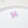 Vue macro de breloques tulipes en résine violette translucide pour bijoux DIY - Fleur Violette à Quatre Pétales Dégradé (08#15mm)