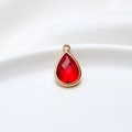 Facettierter Tropfenanhänger aus rotem Kristallglas mit Goldrand für DIY-Schmuck - 10*18mm / Rot