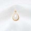 Tropfenanhänger mit vergoldetem Rahmen und facettiertem weißem Kristall für Schmuck - 10*18mm / Gelee Solid Weiß