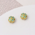 Detailed view of gold-plated four-leaf clover beads with green glitter inlay for jewelry - Four-leaf Clover (Green) (01#9mm)