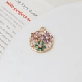 Macro shot of gold daisy pendant with pink and purple zircon petals for DIY jewelry - Multi-color Zirconia Round Style (11#18*21mm)