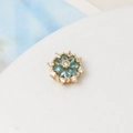 Distanziatore a fiore con petali blu e centro dorato per braccialetti fai-da-te in zirconi - 09# Azzurro