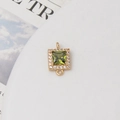 Quadratischer smaragdgrüner Zirkonia-Anhängerverbinder mit Doppelschlaufen für DIY-Schmuck - 10mm / Olivgrün