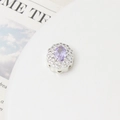 Dettaglio di perla argentata con pietra ovale viola e zirconi scintillanti - Ciondolo stile grappolo di fiori ovali viola (N. 10 viola chiaro - 16*14mm)