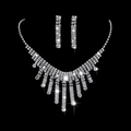 Funkelndes Brautschmuck-Set mit Kristall-Fransen-Halskette und passenden Tropfenohrringen - Silber Strass Halskette Ohrringe (473-85)