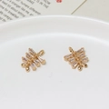 Macro shot of gold zircon leaf charms for DIY bracelet and necklace accessories - Multi Bead Pillar Style (01)