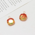 Ciondoli quadrati in vetro arancione 12mm con bordi in filigrana dorata per gioielli fai da te - Arancione Giallo Sfumato Iridescente