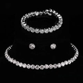 Luxuriöses silbernes Brautschmuck-Set mit Kristallhalskette, Armband und Ohrringen - Einreihiges 3-Teiliges Set Stil (888)