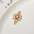Connecteur fleur dorée avec marquise zircon pour la création de bijoux DIY - Connecteur Double Anneau Fleur Flocon (LF2507)