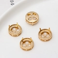 Detail van gouden ronde zettingen met vier klauwen en decoratieve parelranden - 10mm Diameter Zonder Lus