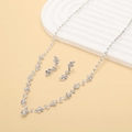 Fonkelende kristallen ketting en oorbellen set voor avondkleding in zilverkleur - Stijl 425 Oorknopjes (Ketting Oorbellen)