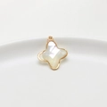 Colgante de trébol en nácar con borde de metal dorado y acabado brillante natural - Estilo Trébol/Mariposa (09#15*17mm)