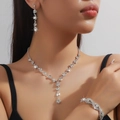 Parure de bijoux en strass avec collier, boucles d'oreilles et bracelet en argent brillant - Ensemble 3 pièces (collier+bracelet+boucles d'oreilles) / Argent