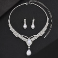 Elegante zilveren sieradenset met waterdruppel strassteentjes en ketting voor bruiloften - Peer Hanger Vijf Rij Strass (G346) / Zilveren 2-Delige Set