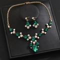 Elegante set gioielli placcato oro con cristalli verde smeraldo a goccia e piccoli diamanti - Oro Verde