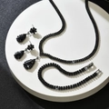 Set di gioielli da sposa in cristallo nero con collana, bracciale ed orecchini a goccia - Set 3 Pezzi Strass Nero G0023
