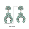Orecchini pendenti boho turchesi con bordo argento e dimensioni di 6,7x3,7 cm - Solo orecchini (03) / Turchese