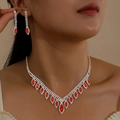 Eleganter Brautschmuck aus Silber mit roten Markasit-Kristallen als Halskette und Ohrringe - Rotes Zweiteiliges Set