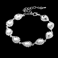 Detailansicht des Strassarmbands mit Tropfenschliff, Karabinerverschluss und Kette - 796 Armband
